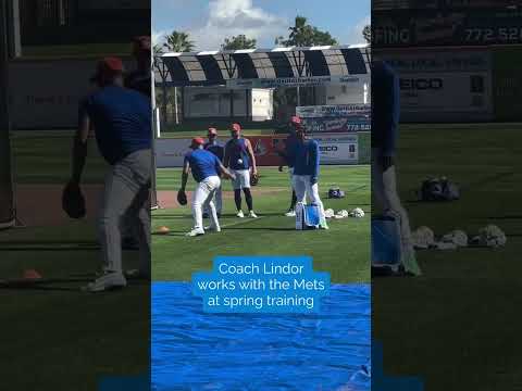 Francisco Lindor can't do baseball activities yet, but he's all over the field with the Mets in PSL