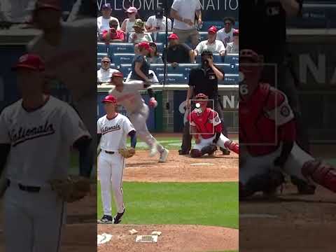 MUST SEE: JACOB YOUNG SCALES THE WALL TO BRING THIS ONE BACK!