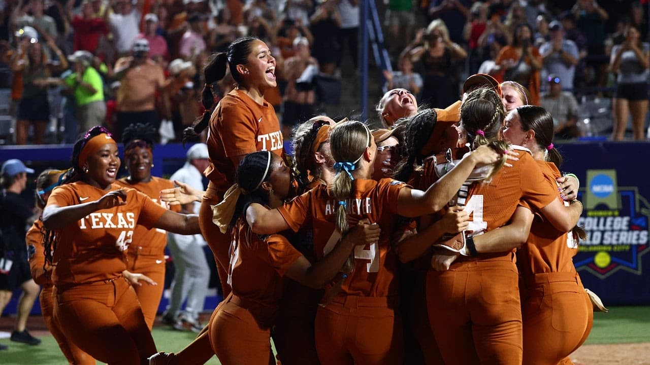 Texas wins second straight Women's College World Series title | FINAL OUT