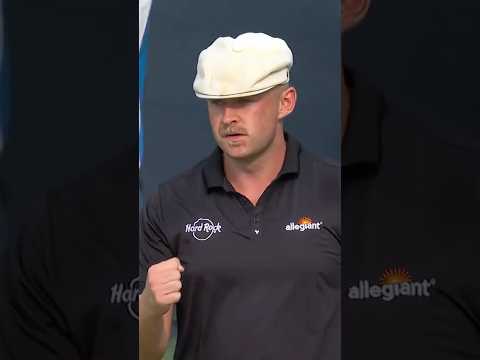 A Harry Hall Hole out! 🤯