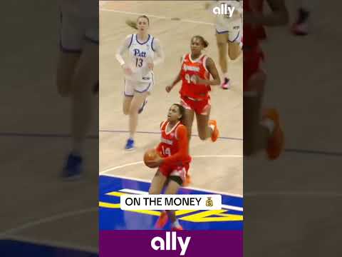 Picked it off and made the perfect pass 🤩 @ally #syrcause #collegebasketball #womensbasketball