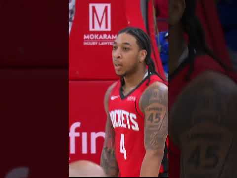 "The kid can play!" 🗣️  JD Davison making the most of his minutes 👏 #rockets