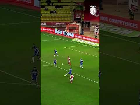 Bon anniversaire à Thomas Lemar qui fête aujourd'hui ses 30 ans 🎂 #asmonaco #ligue1