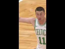 3-pointer by Payton Pritchard