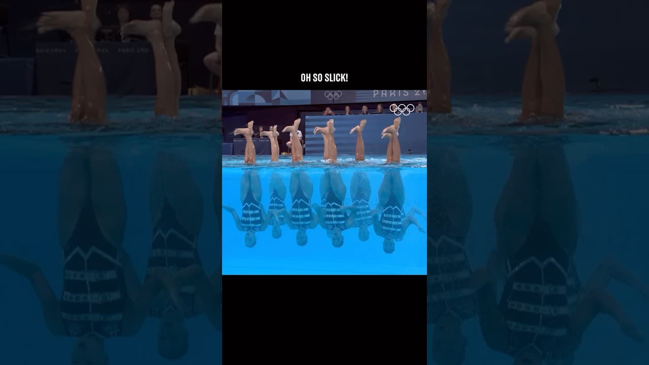 Team Mexico 🇲🇽 with a smooth pattern change in their technical program at #Paris2024! 😮‍💨