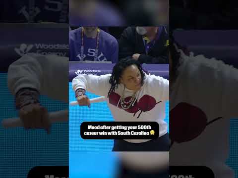 Dawn Staley was hyped after South Carolina clinched the victory over LSU 🙌