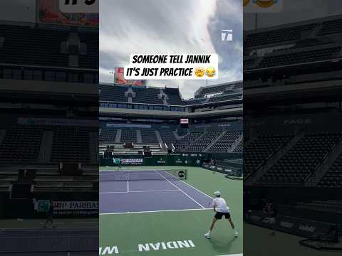 Already bringing the heat, in the heat 🥵 #sinner #indianwells #tennis