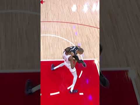 Clint locked the rim DOWN 🔒 #rockets