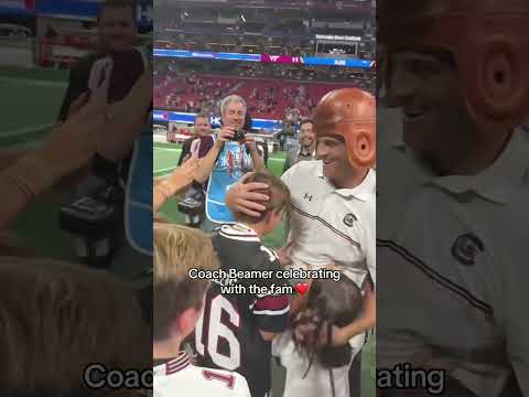 Shane Beamer celebrates with his family after defeating Virginia Tech ❤️