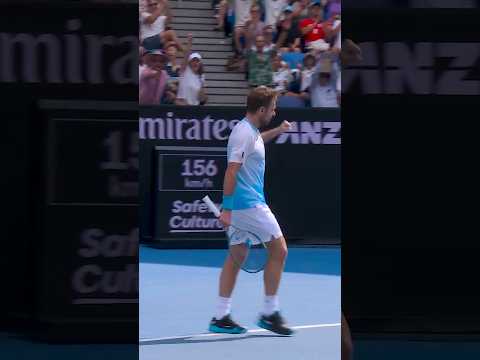 STUNNING forehand from Stan! 🤯