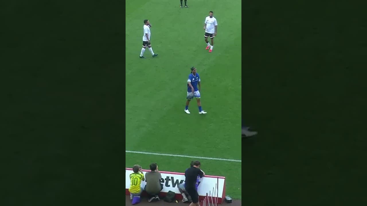 Ronaldinho at the Stadium of Light 🇧🇷🤯