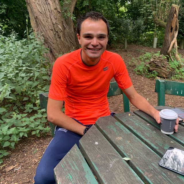 CHRIS DARLING The Running Ref.