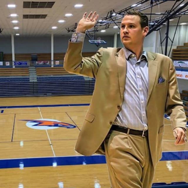 Kentuckiana Hoops Ep. 3 “Robert Amis”