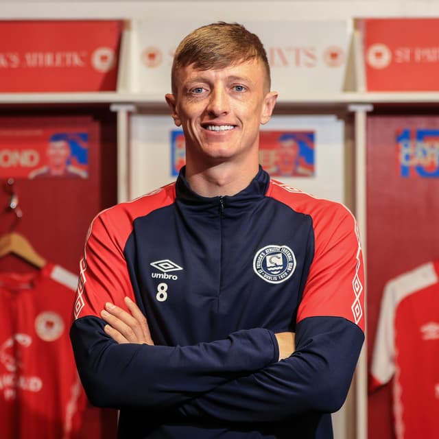 ๐๐ต๐ฟ๐ถ๐ ๐๐ผ๐ฟ๐ฟ๐ฒ๐๐๐ฒ๐ฟ ๐ข๐ป ๐ฆ๐ถ๐ด๐ป๐ถ๐ป๐ด ๐ก๐ฒ๐ ๐๐ผ๐ป๐ด ๐ง๐ฒ๐ฟ๐บ ๐๐ผ๐ป๐๐ฟ๐ฎ๐ฐ๐