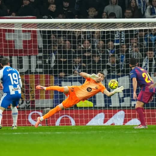 Carrusel sábado | Joan García pone en aprietos a Luis de la Fuente: "Considera que si Unai Simón tiene una mala tarde, se va a generar el debate"