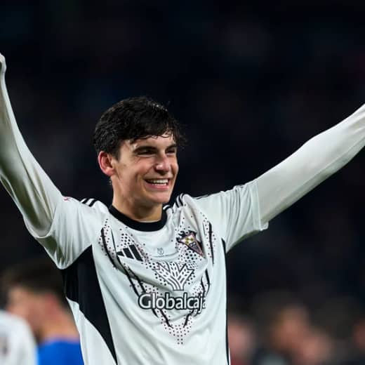 Entrevista | El 'vacile' de Javi Villar, goleador del Albacete, a Tomás Roncero: "Me sigue en Instagram de cuando estaba en la cantera del Real Madrid"