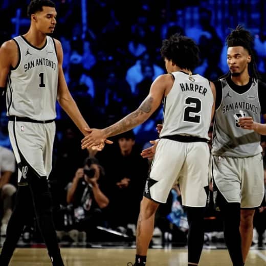 Have the Spurs arrived? | Knicks won’t raise banner, Christmas Day picks, and more ! | Episode 27