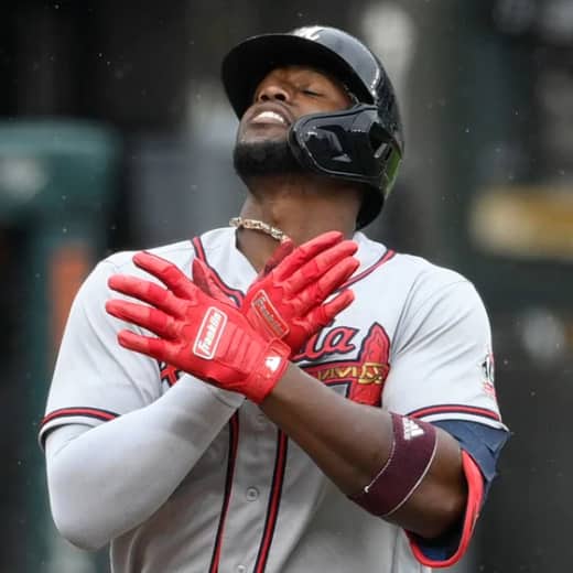 Free Taco Bell, Red Sox Slugfest, and LA Struggles