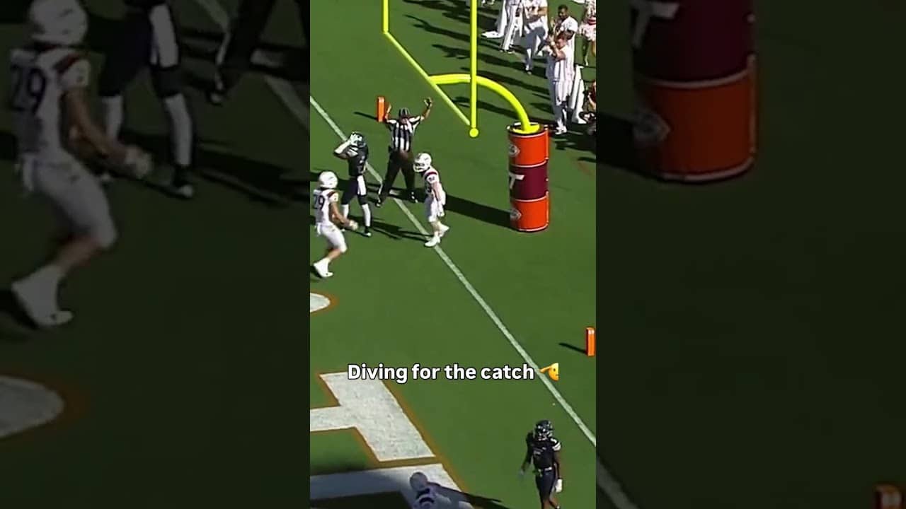 He took flight π€― #virginiatech #accfootball #collegefootball