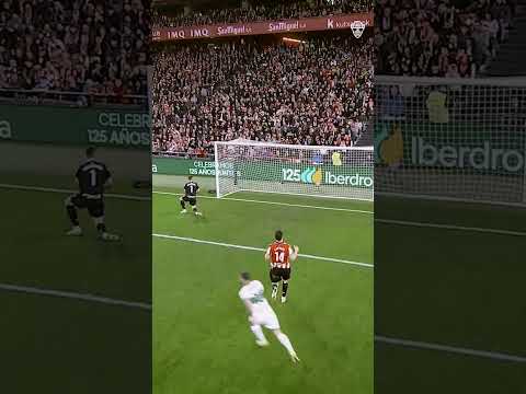 André da Silva haciendo lo que mejor se le da 🎯