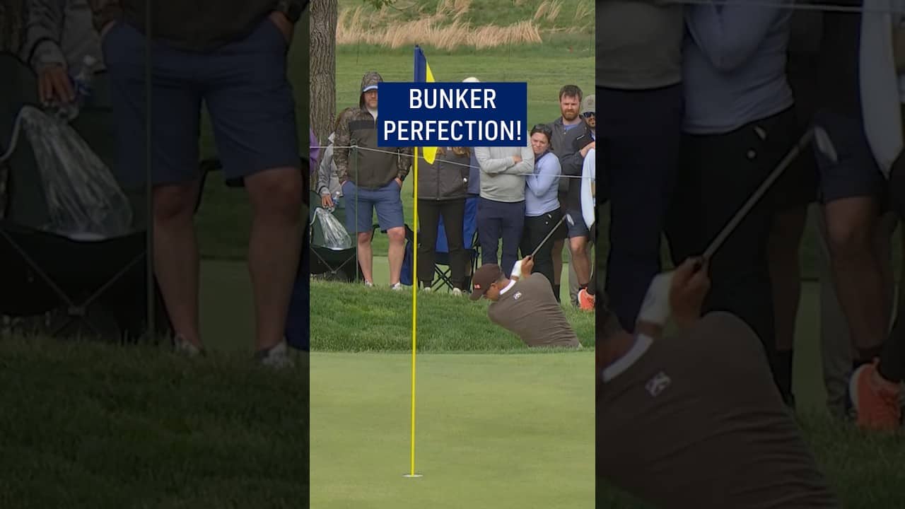 How to play a PERFECT bunker shot 😱