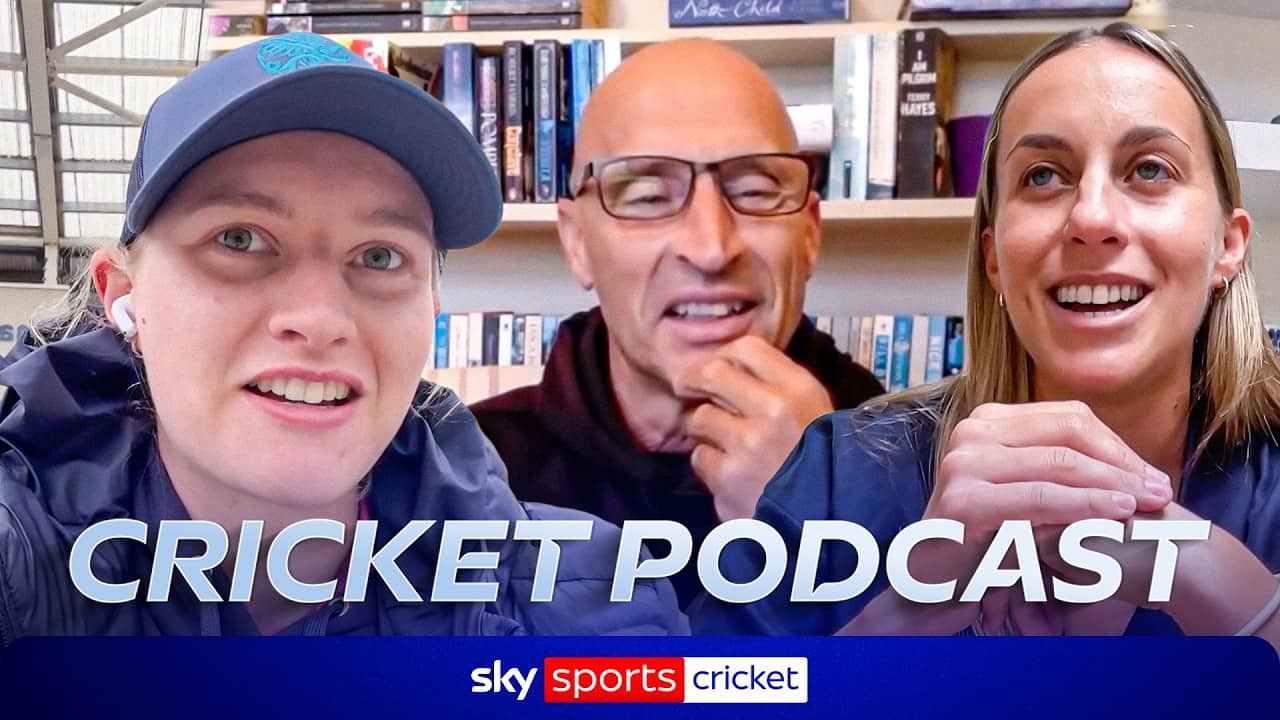 Charlie Dean and Tash Farrant ahead of an EPIC women’s cricket summer! | Sky Sports Cricket Podcast