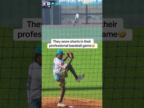 The Mississippi Mud Monsters really played a whole game in shorts š (via @mudmonstersbsb/TT)