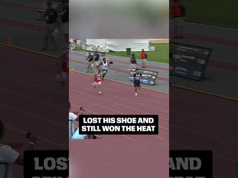 When you’re too fast even your shoes can’t keep up 😮💨