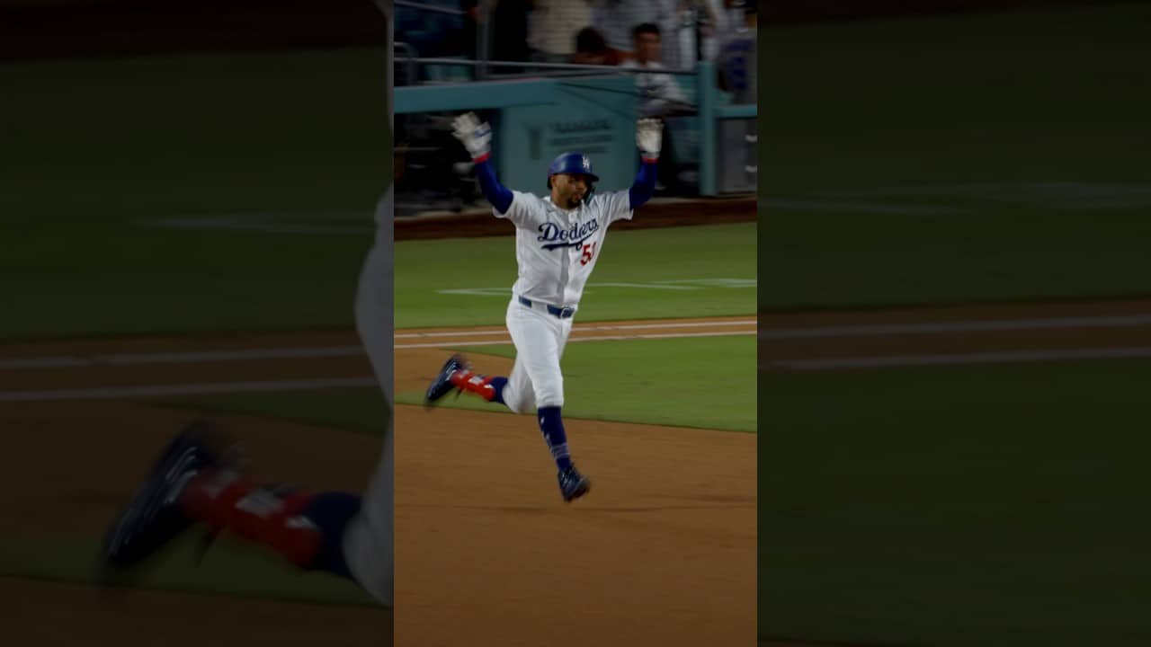 Welcome back, Mookie! #dodgers #sports #losangeles