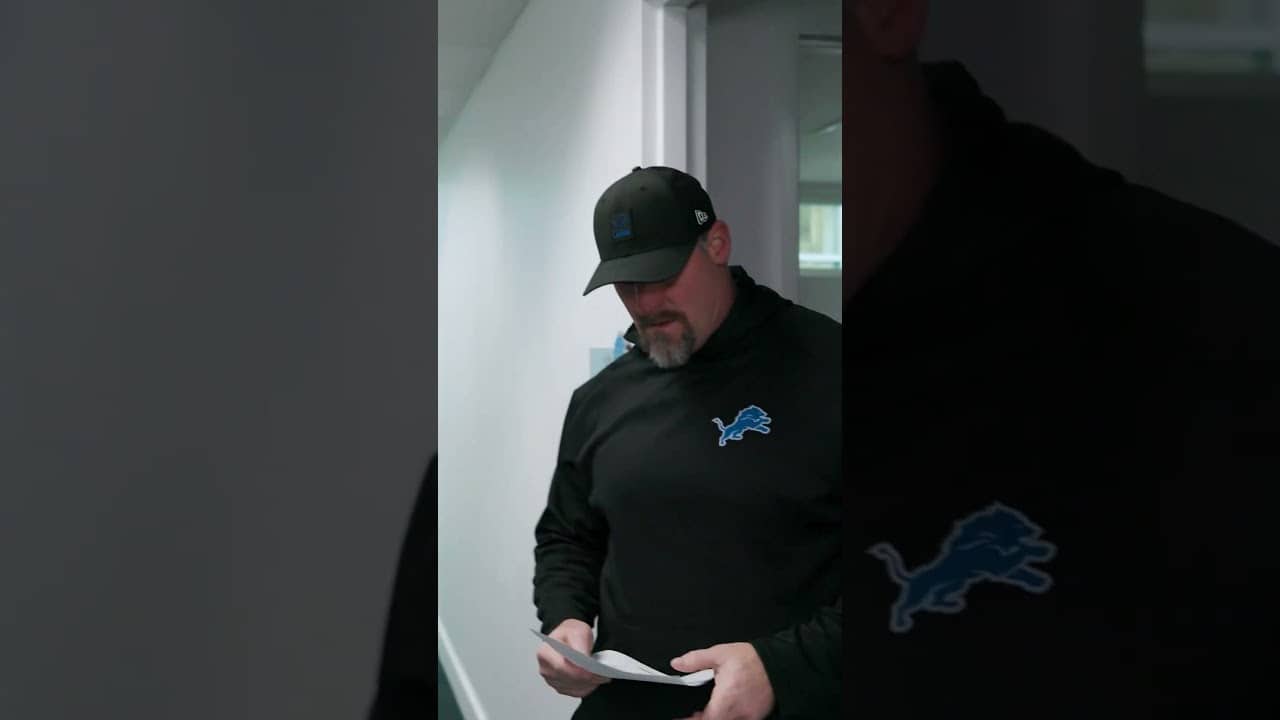 Dan Campbell kept it simple š (via @lions/X)
