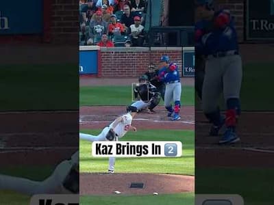 Clutch from Kazuma Okamoto ‼️ #MLB #BlueJays