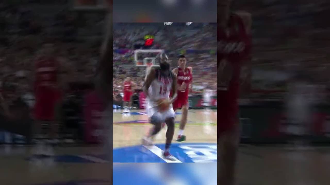 James Harden’s one-hand dunk was beautiful 😍 #FIBAWC
