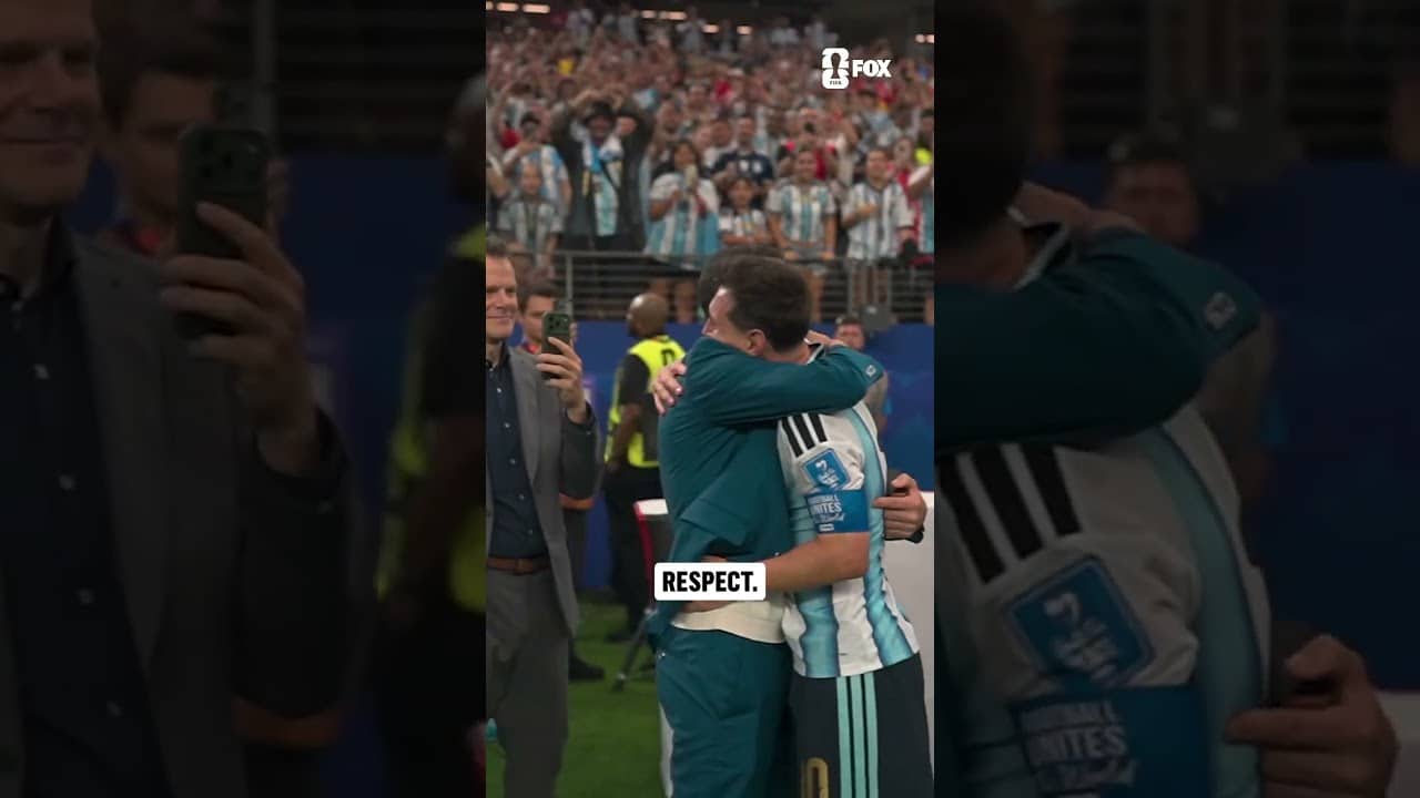 Everyone loves Messi 🐐🇦🇷