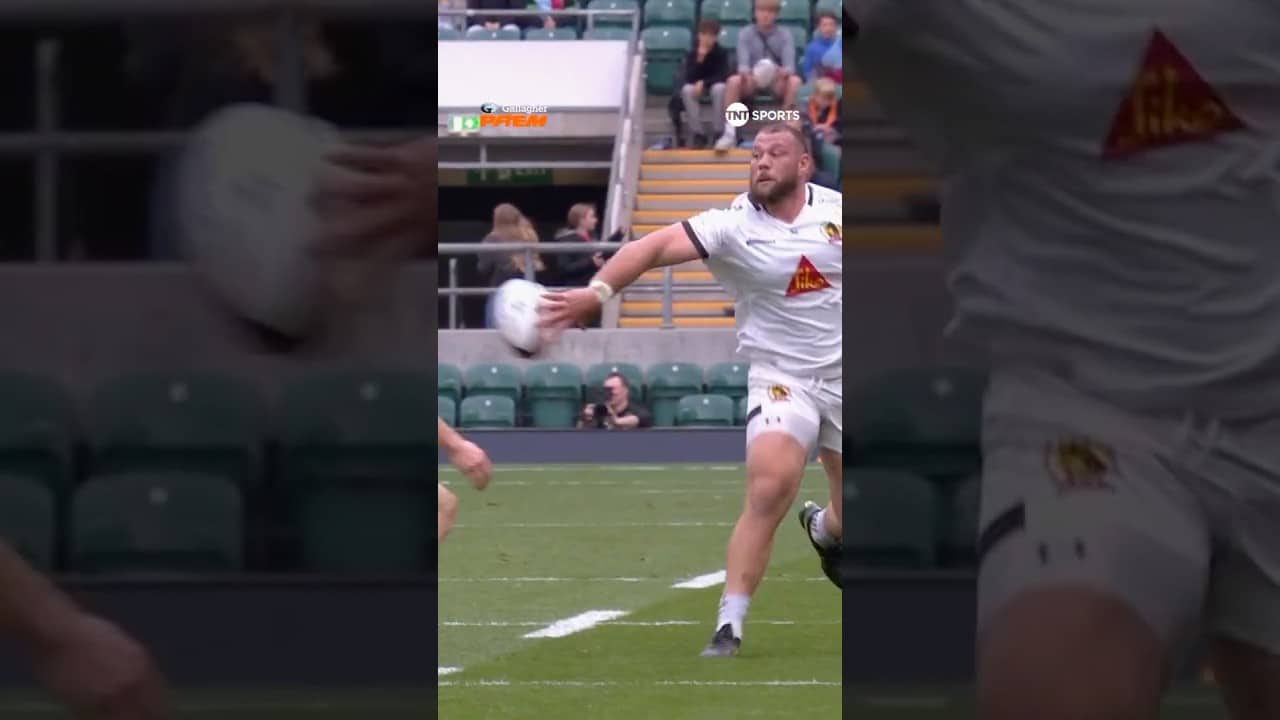 A fly-half in a prop’s body 😮💨