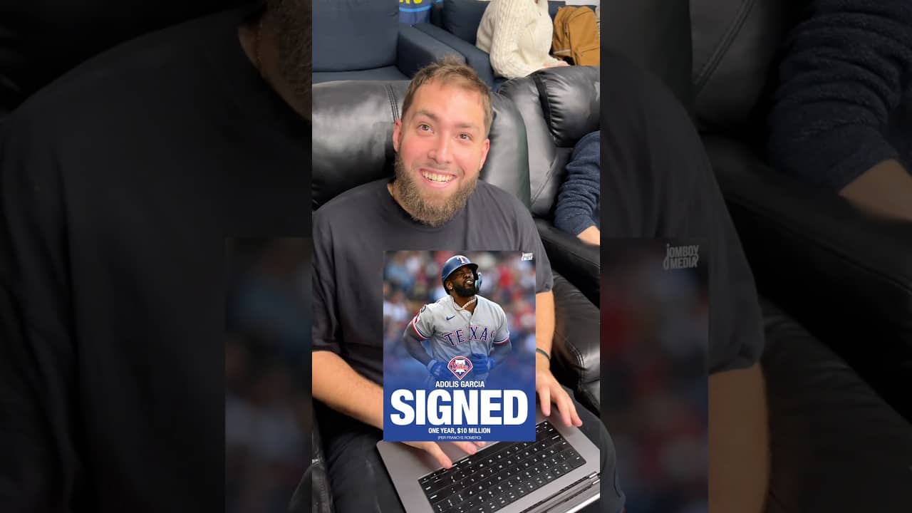 Phillies Sign Adolis Garcia