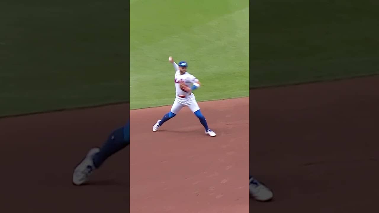 Bo Bichette with the quick throw to first ๐ #mlb #baseball #nymets