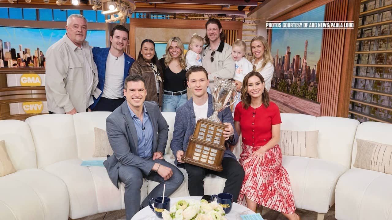 Emotional Matthew Schaefer takes home Calder Trophy!π
