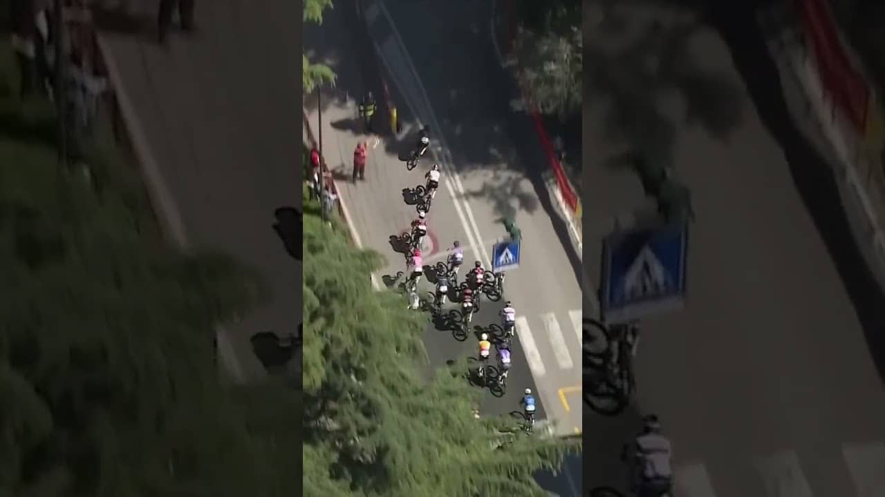 Perfection from Pidcock ๐คฉ Tom Pidcock aces his sprint in Stage 3 of the Tour of the Alps ๐
