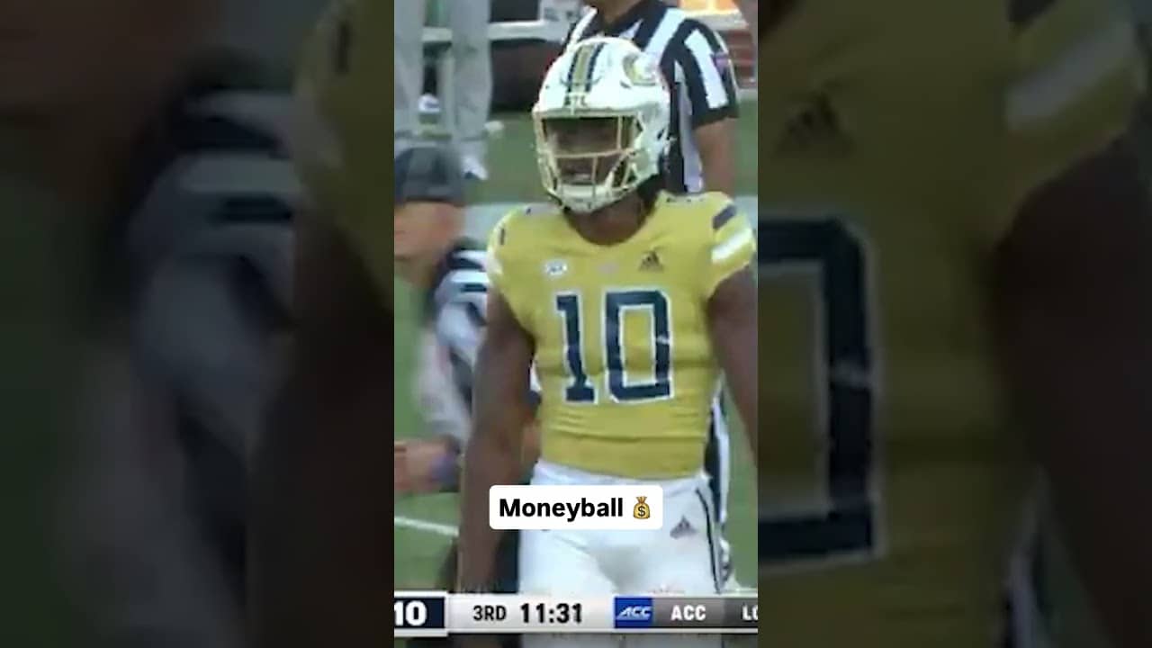 That ball was launched 😱 #georgiatech #accfootball #collegefootball