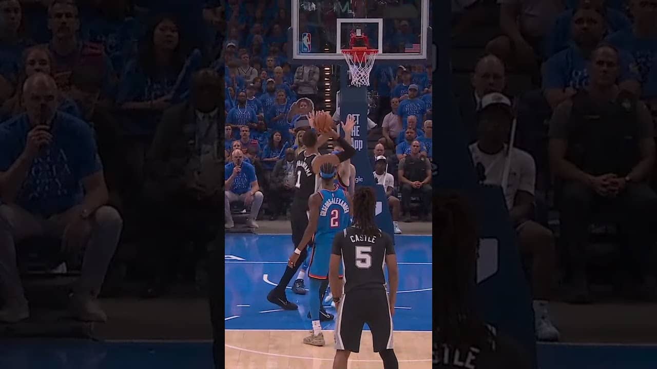 Good find, good finish 👀 #spurs #nba #playoffs #wemby #dylanharper