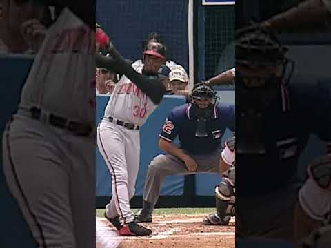 Ken Griffey Jr. had the sweetest swing in MLB history 😎