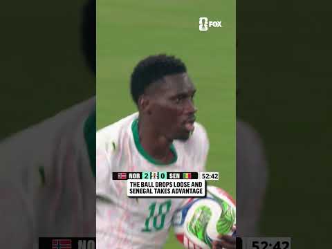 Ismaïla Sarr pulls one back for Senegal!