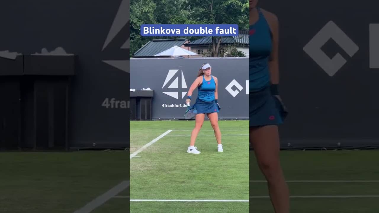 Anna Blinkova is ready for the grass π±πΎ The qualifier takes on Emma Raducanu in R1 at Queen's Club