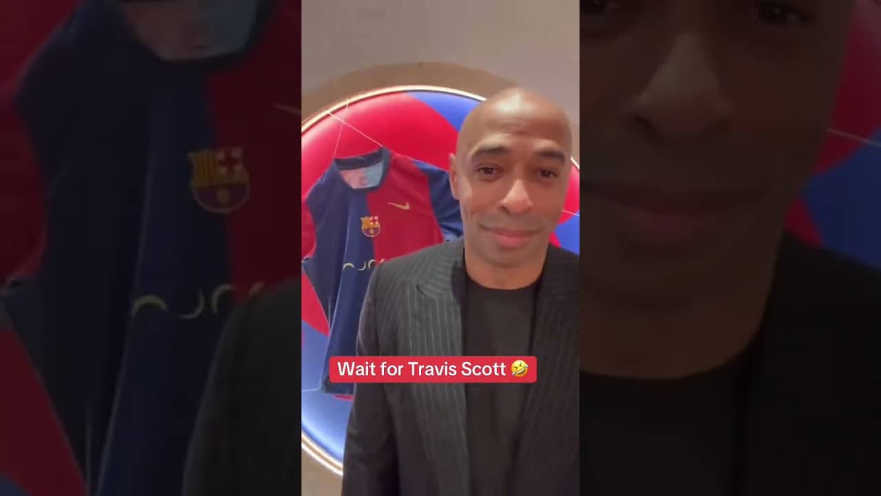 When Travis Scott & Terry Crews tried to do the smirk after El Clasico šš¤£ (via @terrycrews/TT)