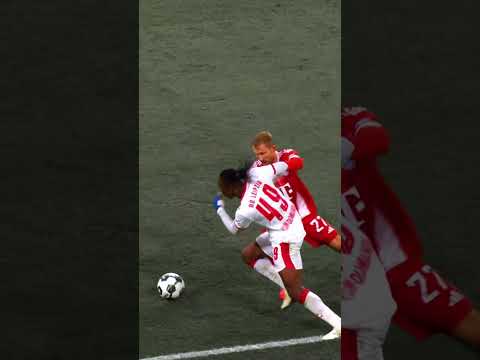 The best dribbler in the Bundesliga? 💎