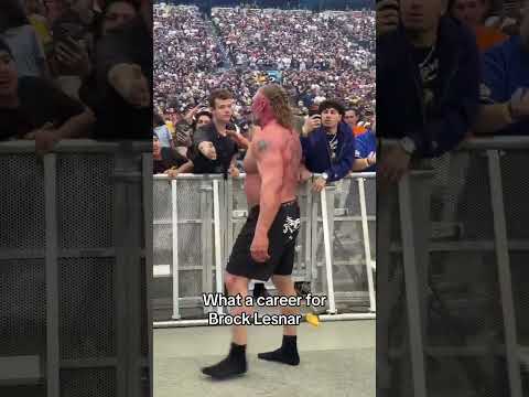 Brock Lesnar leaves #WrestleMania š®