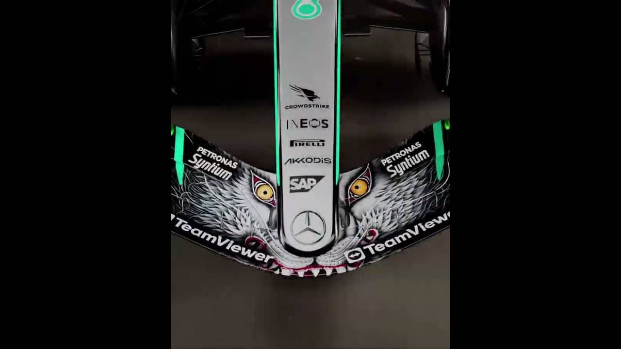 Mercedes' livery for the Japanese Grand Prix š®āšØšÆšµ (via @mercedesamgf1/IG)