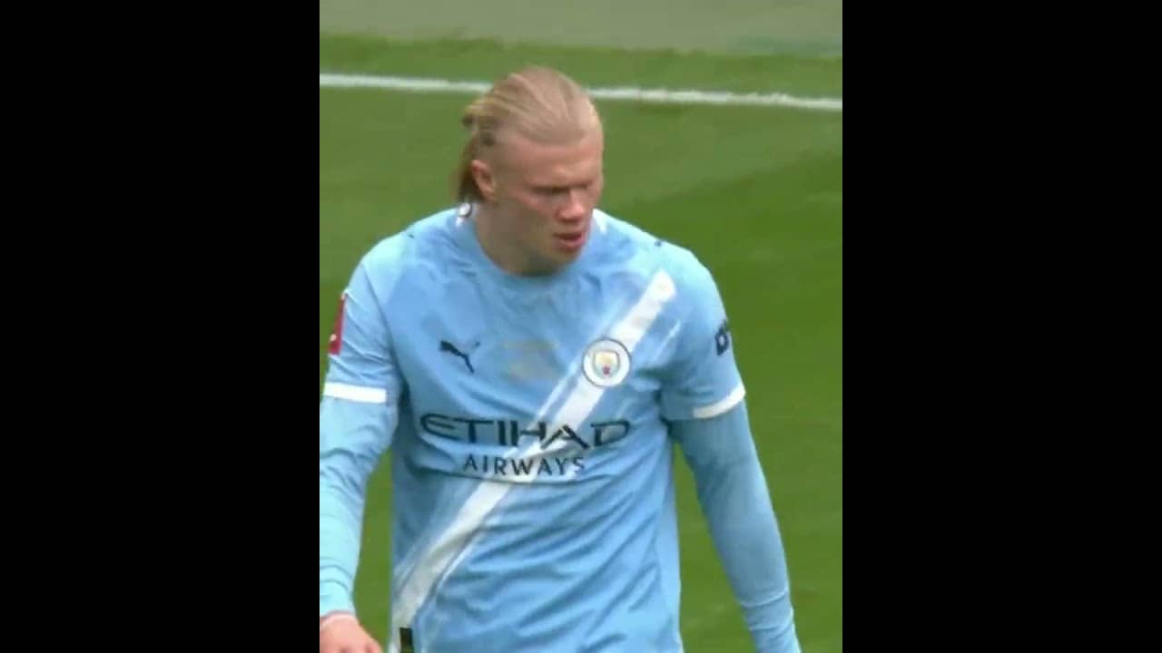 Haaland was fuming with seconds remaining in the FA Cup final 😡