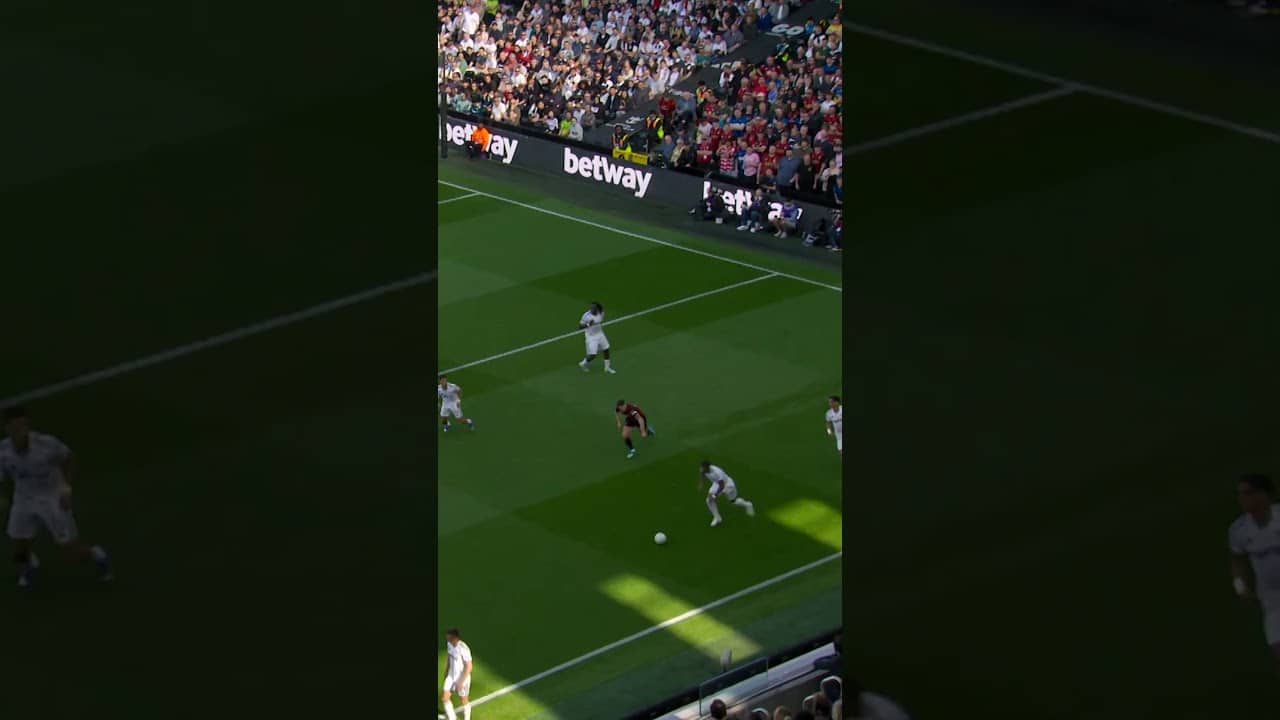 Kevin's BACK in action for Fulham! ๐ฌ๐ง๐ท