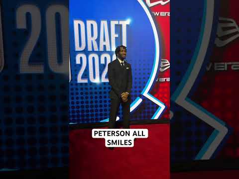 Darryn Peterson all smiles on the red carpet